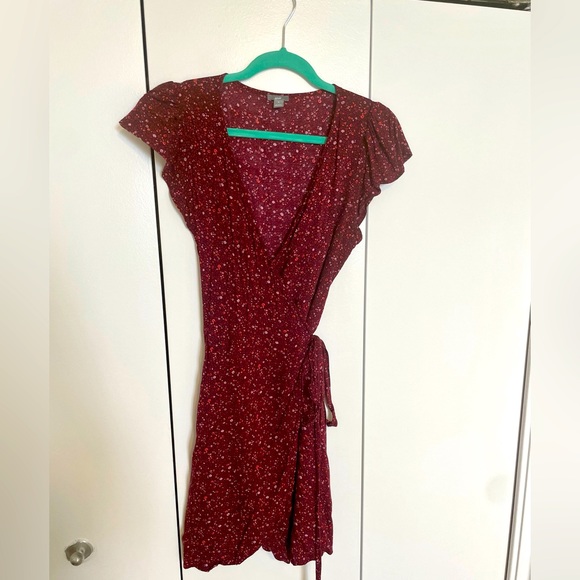 Aerie flowered wrap dress - Picture 2 of 4